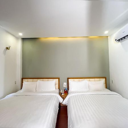 A25 Hotel - 75 Le Thi Hong Gam Ho Şi Min Dış mekan fotoğraf