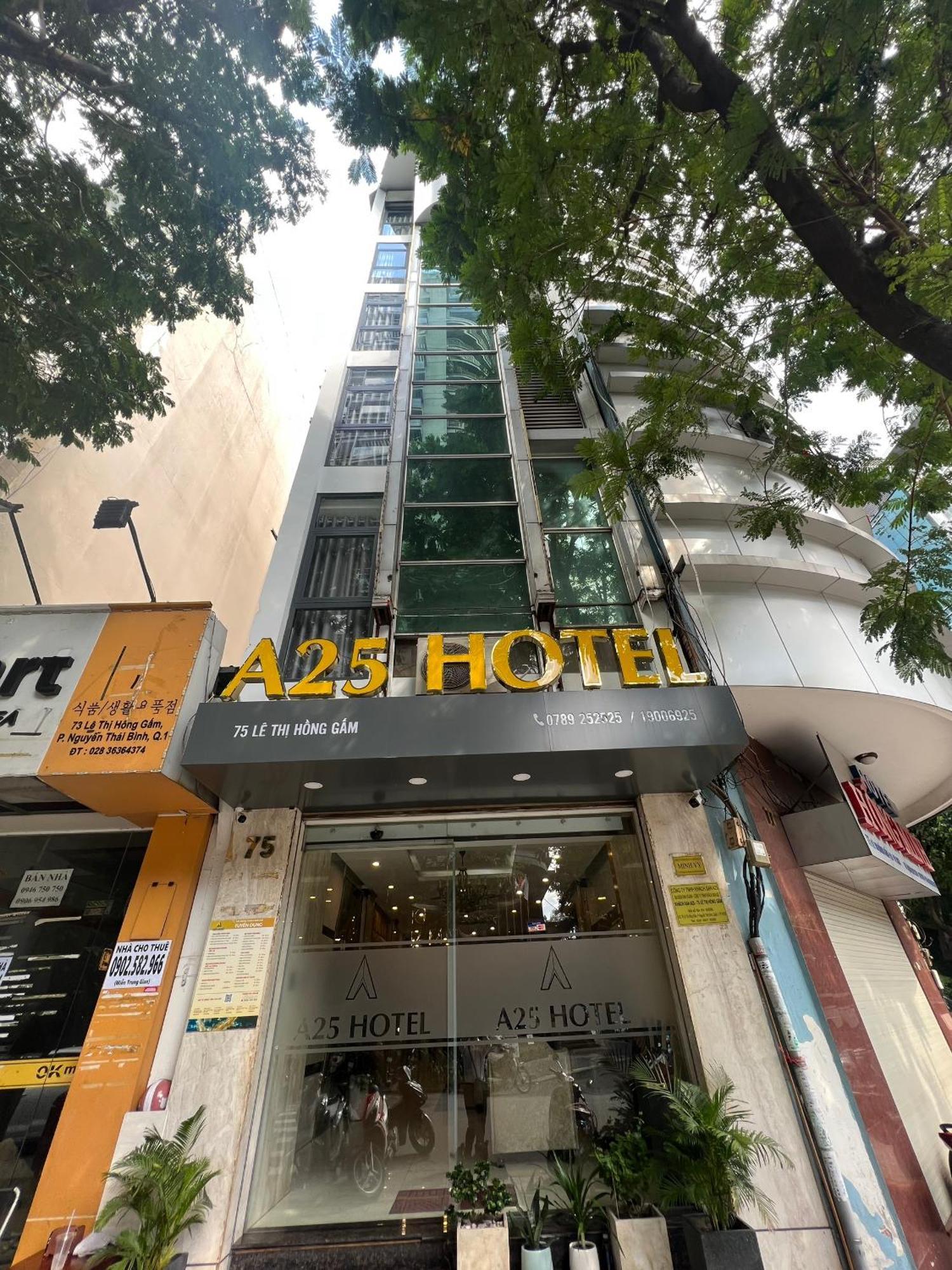 A25 Hotel - 75 Le Thi Hong Gam Ho Şi Min Dış mekan fotoğraf