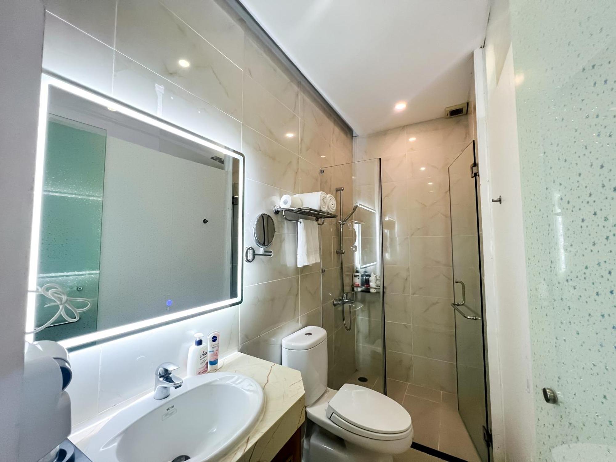 A25 Hotel - 75 Le Thi Hong Gam Ho Şi Min Dış mekan fotoğraf